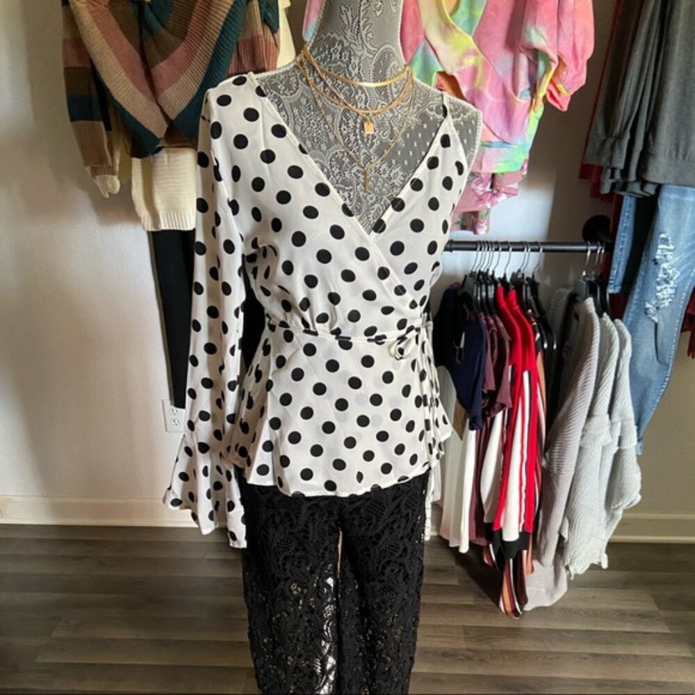 Clear Out‼️ Polka Dot Peplum Top Asymmetrical Shoulder